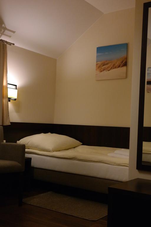 Hotel Pod Chelmem Ropa Extérieur photo